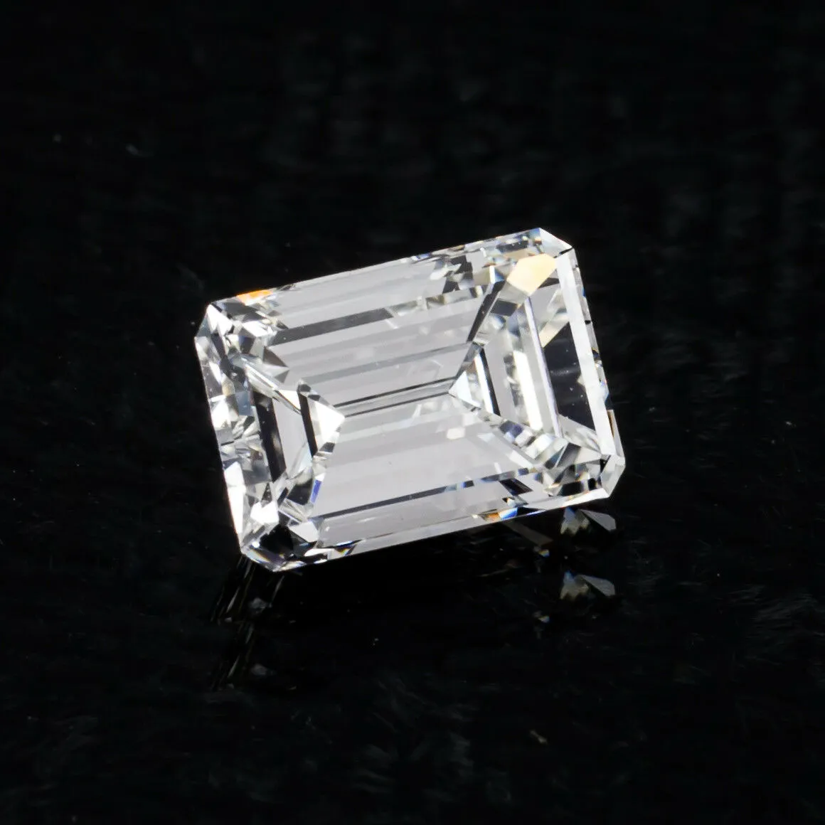 1.00 Carat Loose F / VS2 Emerald Cut Diamond GIA Certified