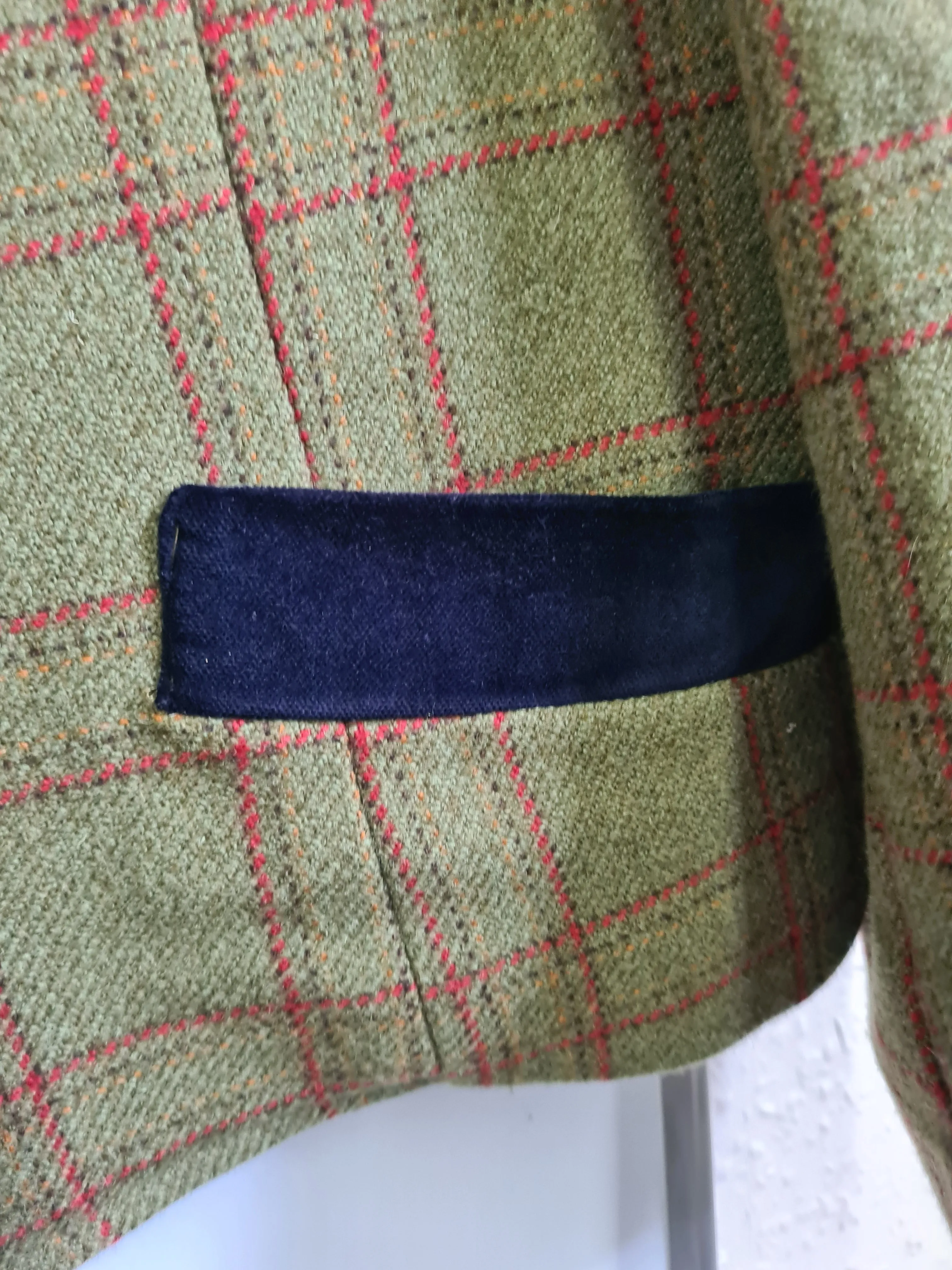 100% wool Green Lead rein show jacket set ladies size 14 and childs size 20" FREE POSTAGE 🔵