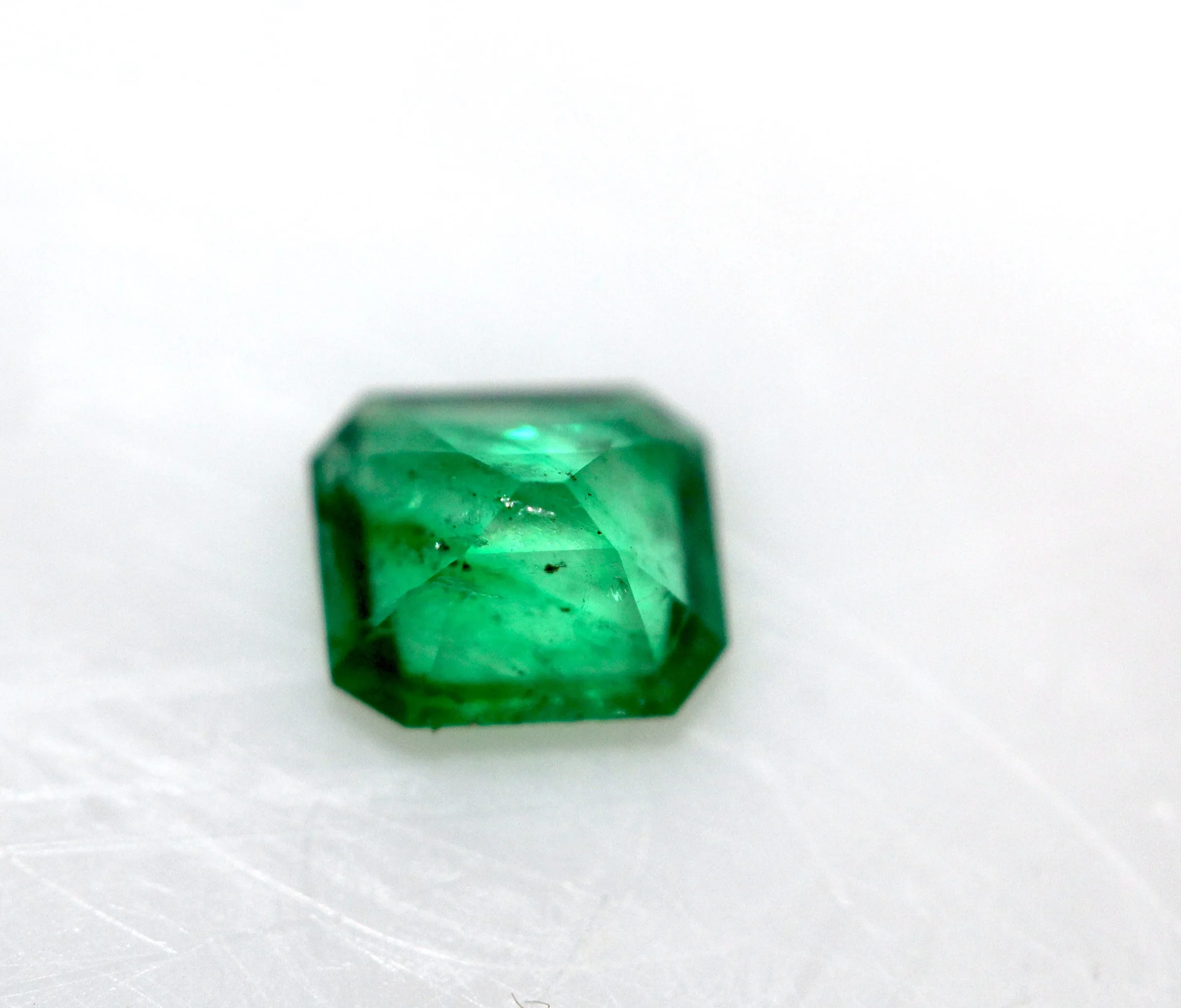 1.35 carats Cushion Green Emeralds 2 Pieces