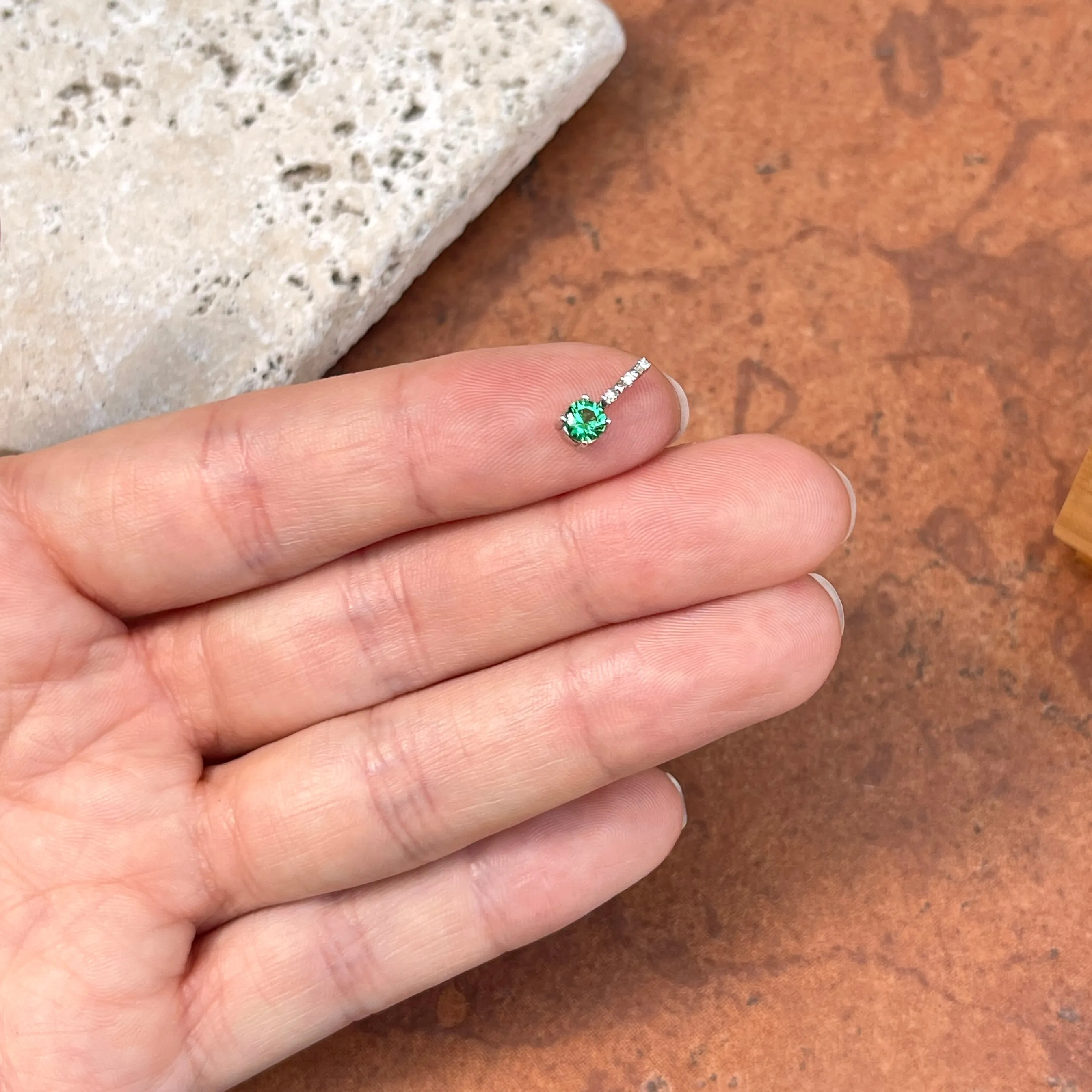14KT White Gold Round Imitation Emerald   Diamond Pendant Slide