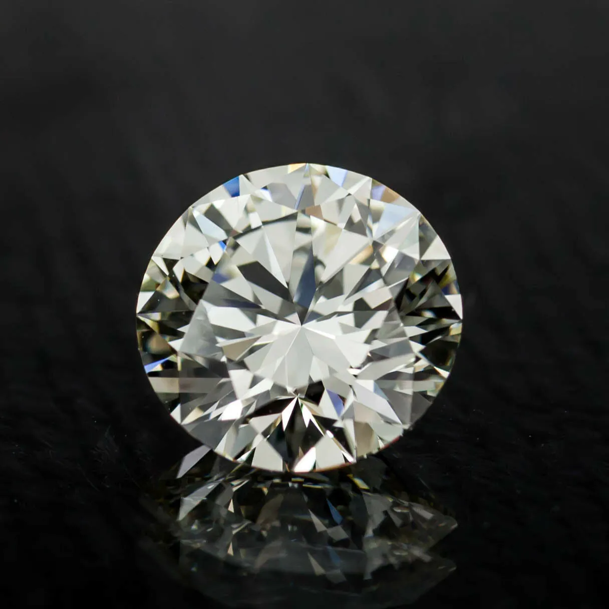 2.02 Carat Loose L / VVS2 Round Brilliant Cut Diamond GIA Certified