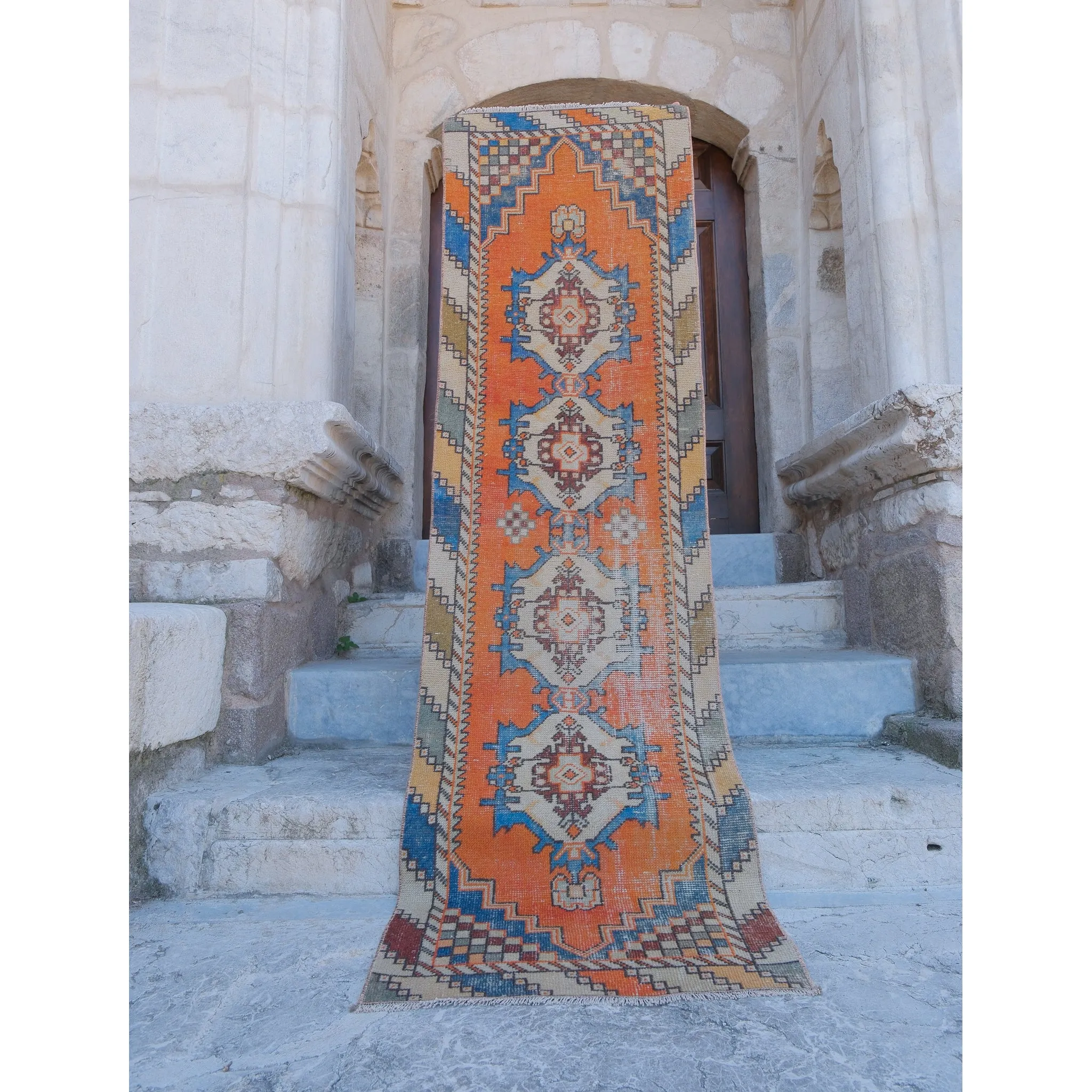 7190 Handwoven Vintage Rug 2'10x9'4