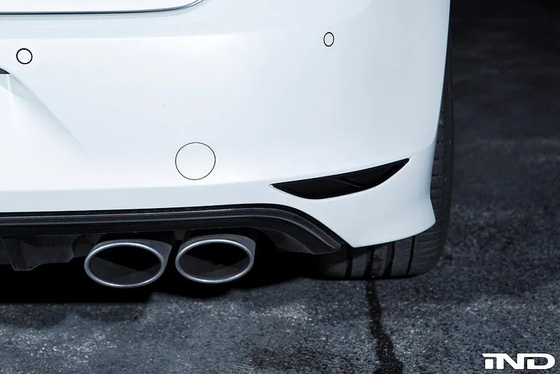 Acexxon MK7 Golf R Rear Reflector Insert Set - Diagonal Slat