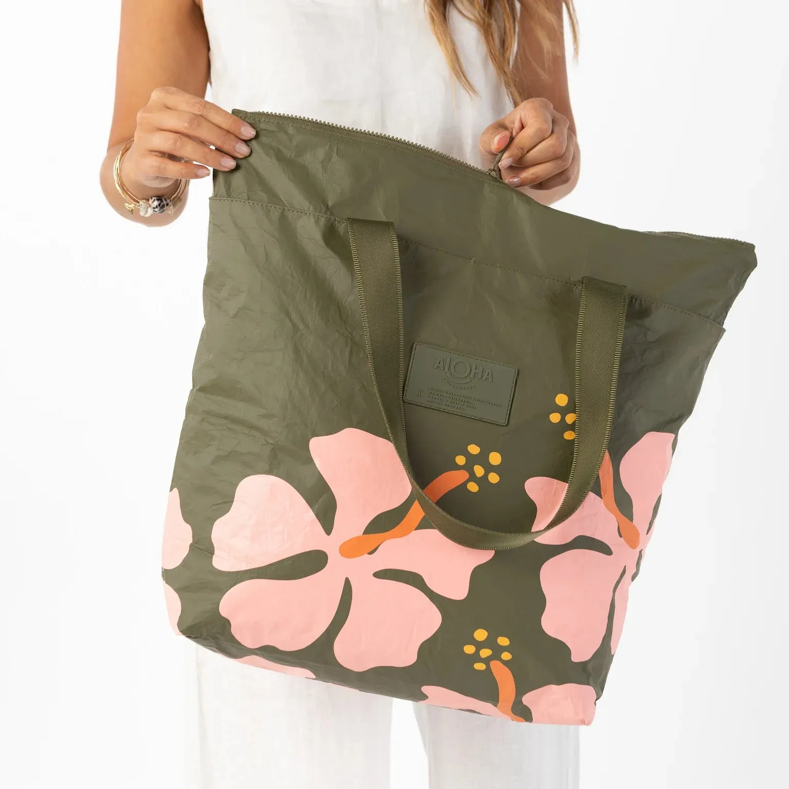 aloha collection: day tripper tote (various patterns)