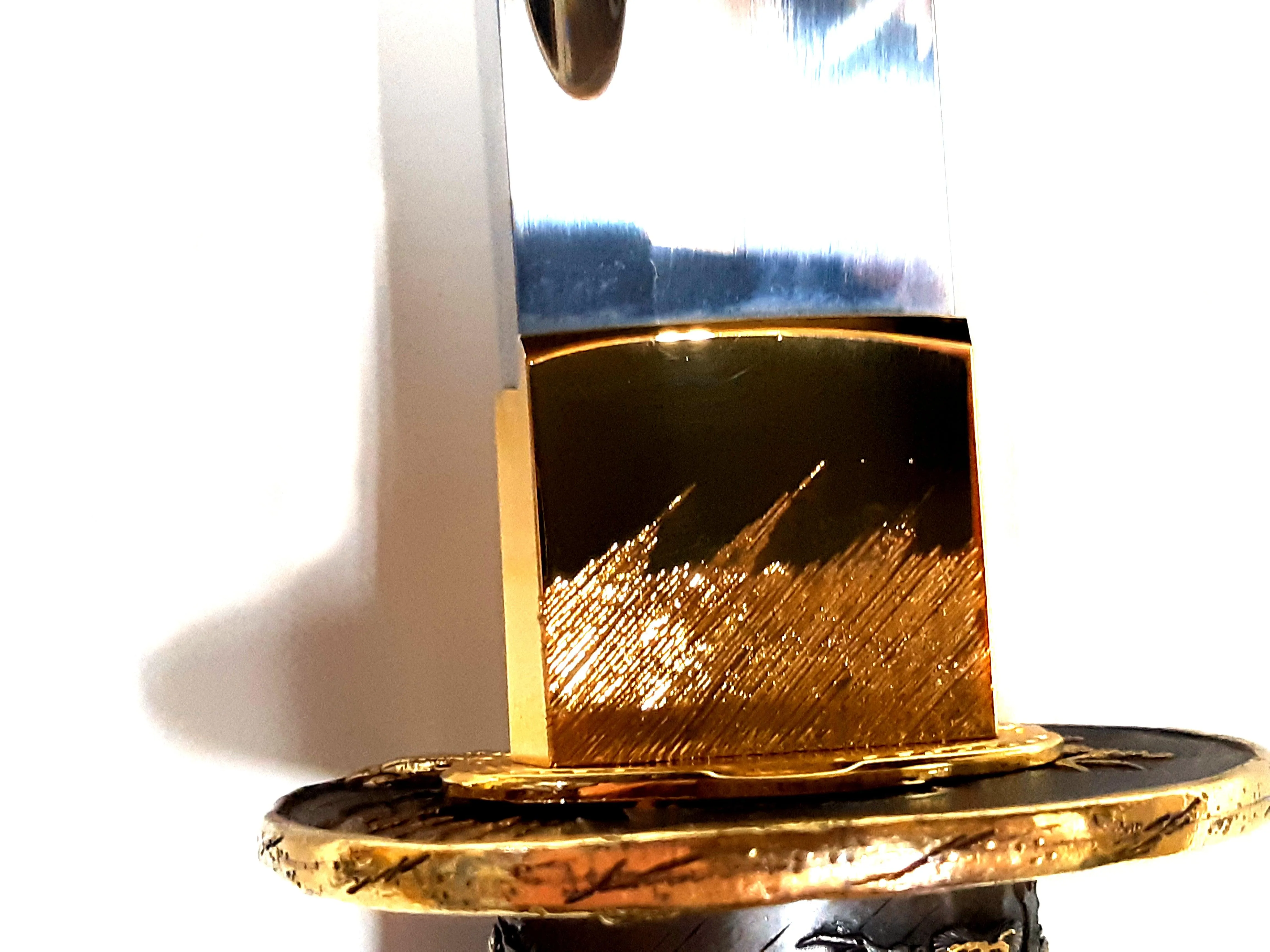 Antique gold fittings with Ishime Saya (charcoal textured)