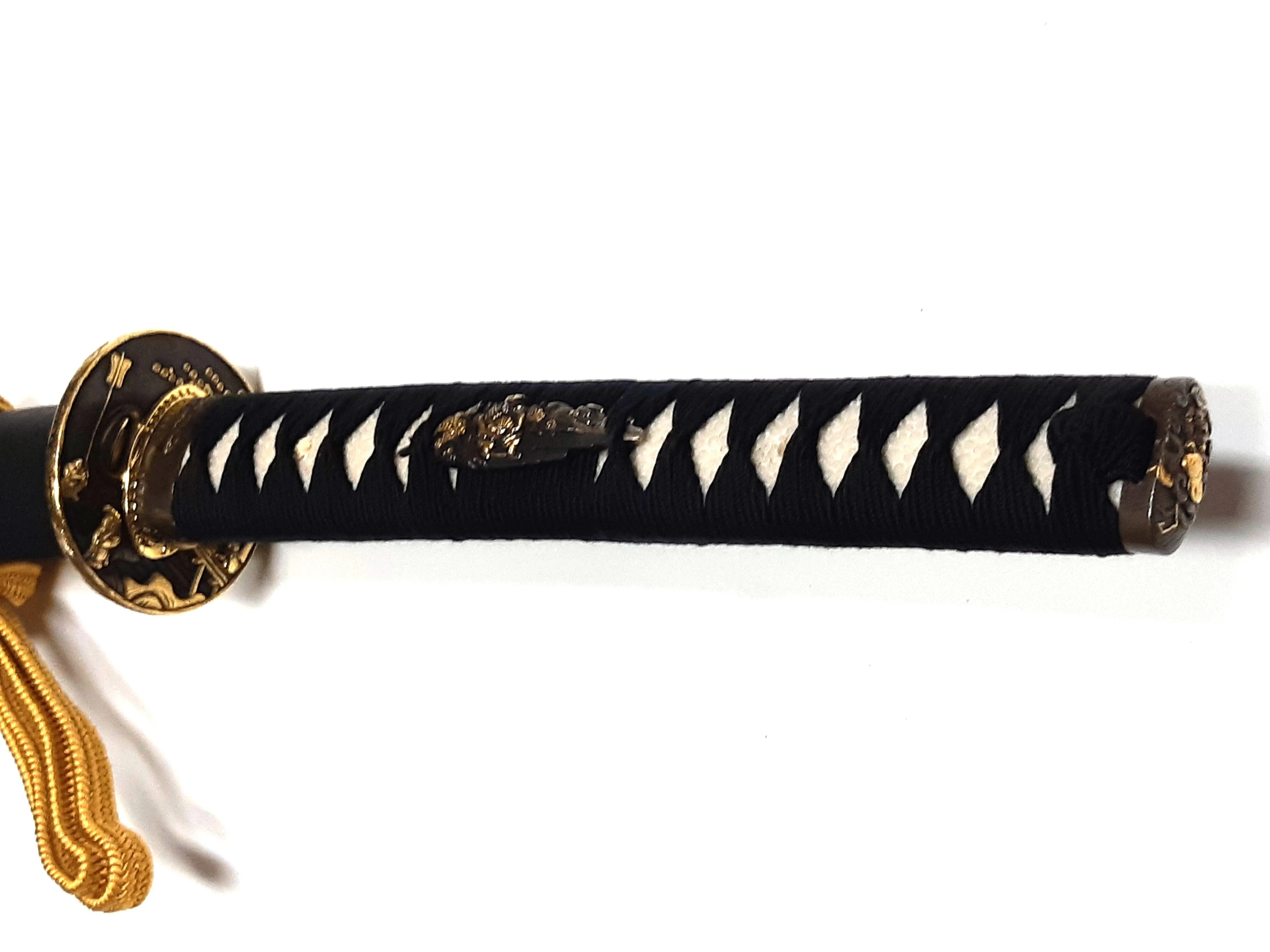 Antique gold fittings with Ishime Saya (charcoal textured)