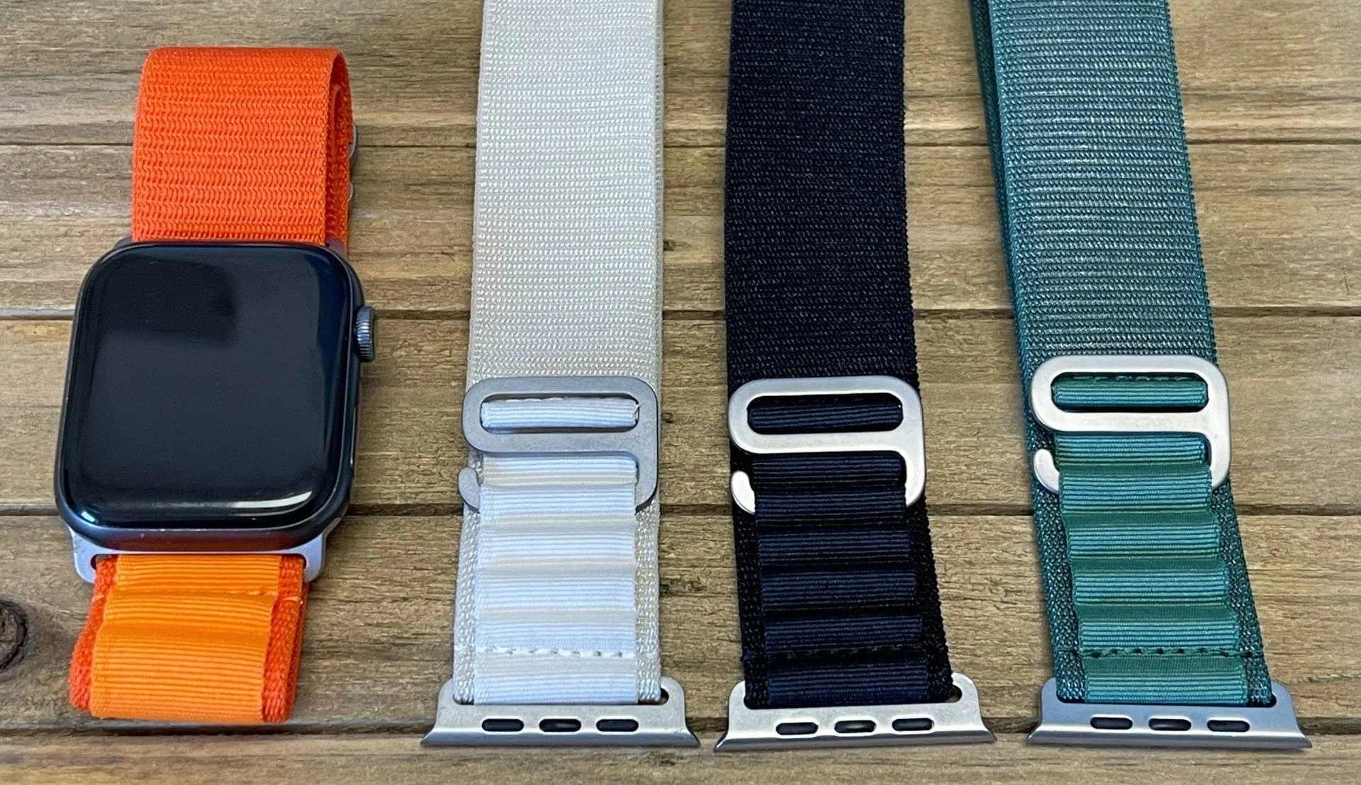 Apple Watch Band - MultiLoop - Linen
