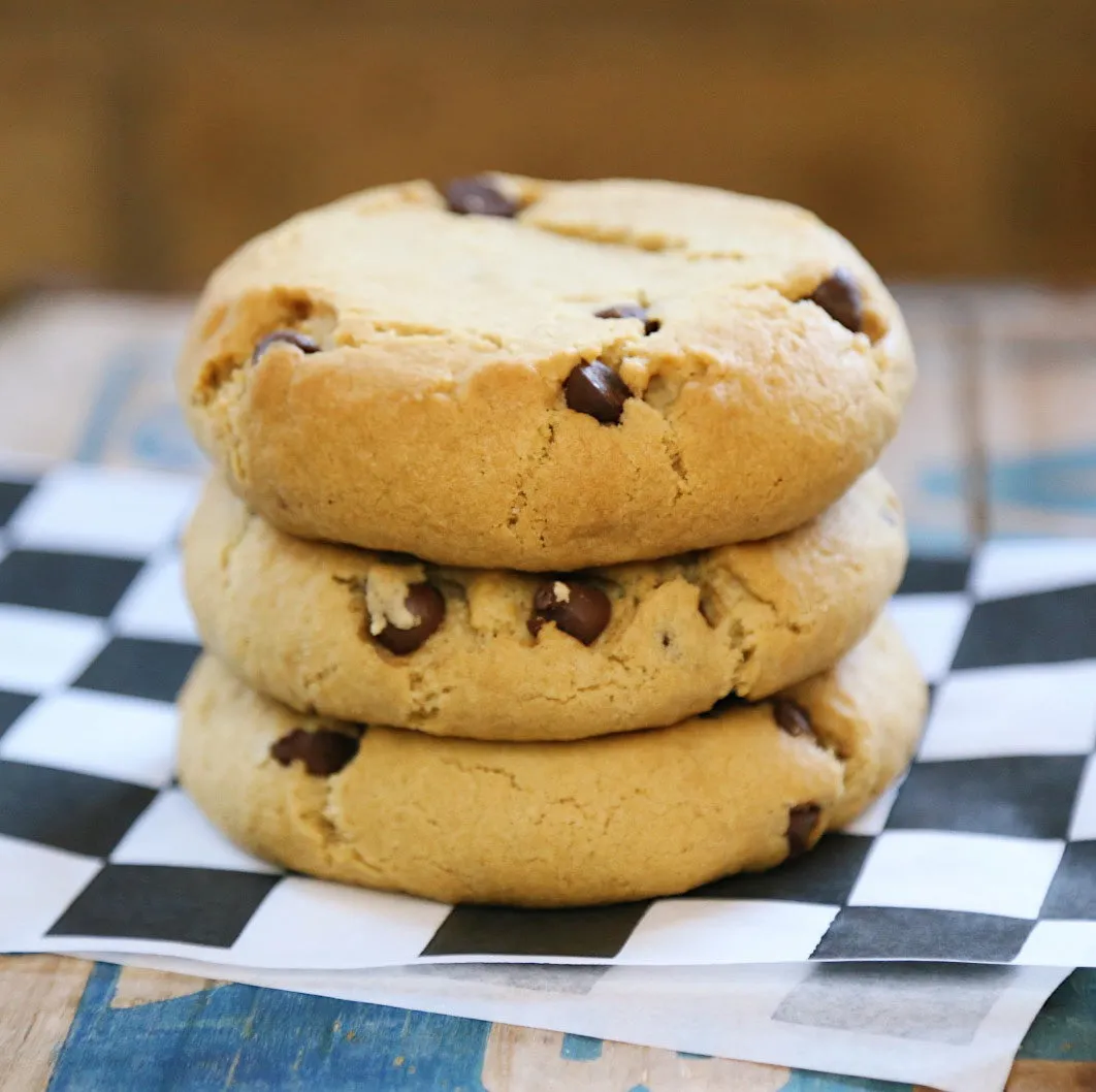 Assorted Quarter Pound Vegan Cookies - 6 Pack Chocolate Chip & Double Chocolate Chip