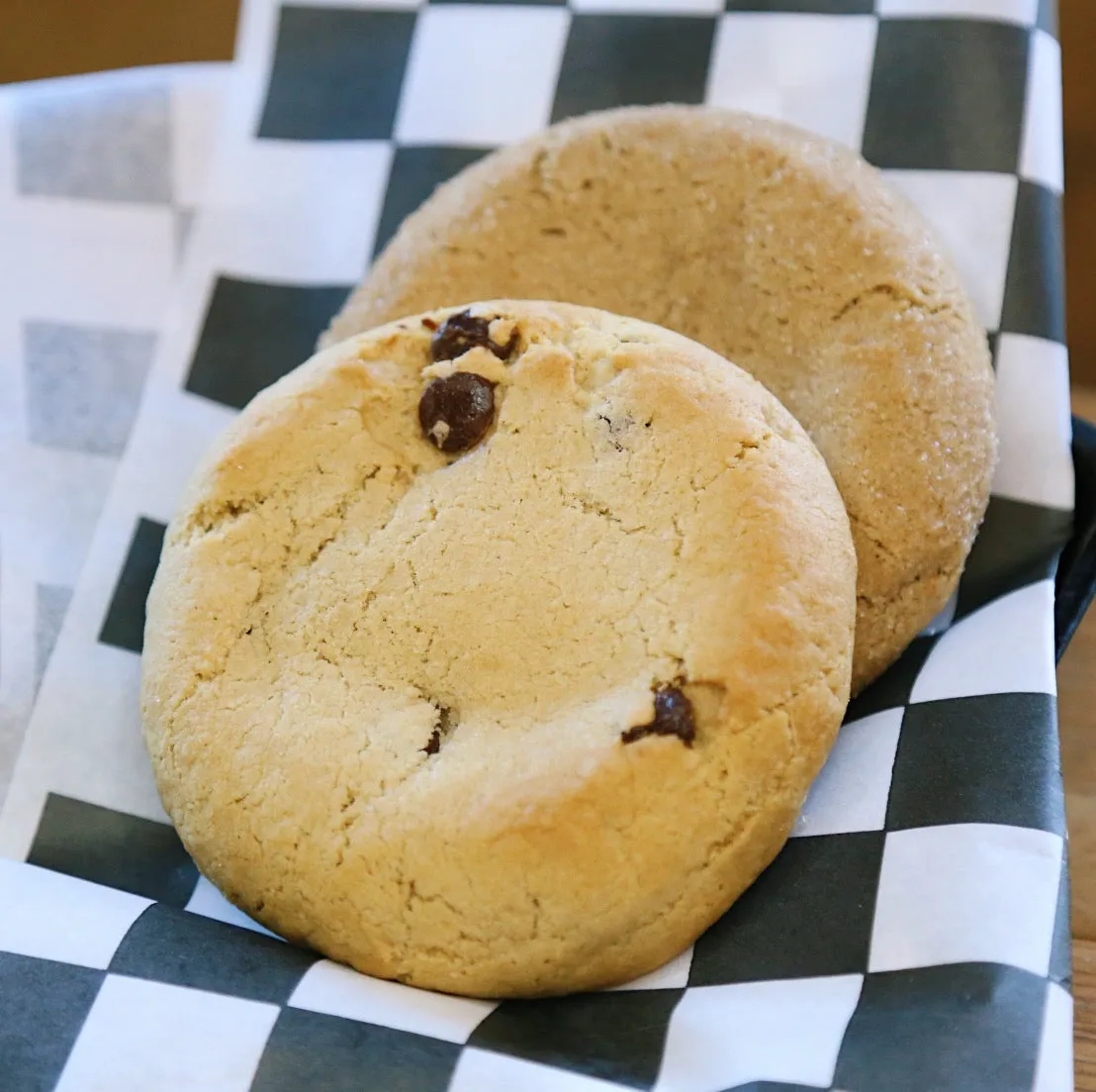 Assorted Quarter Pound Vegan Cookies - 6 Pack Snickerdoodle & Chocolate Chip