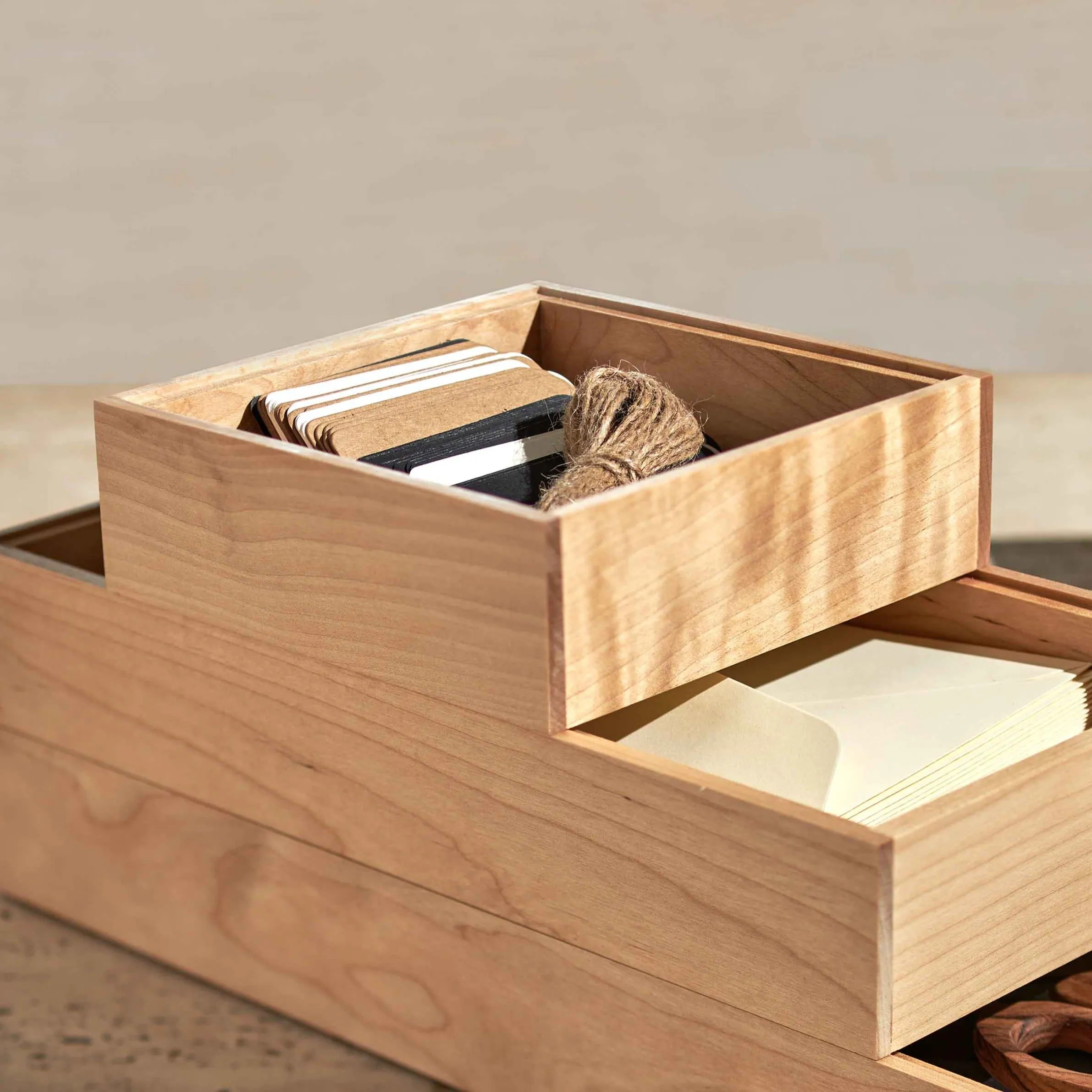 BECKMAN DRAWER ORGANIZER