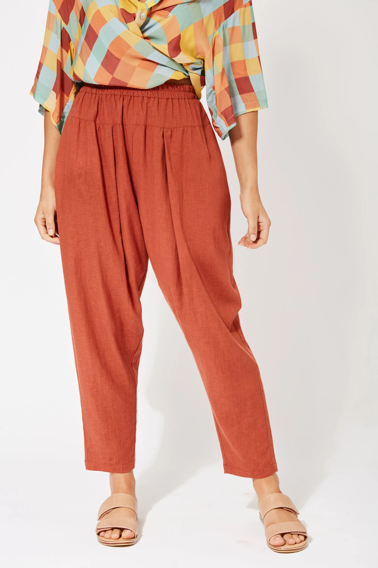 Belize relaxed Pant in Rust by Haven
