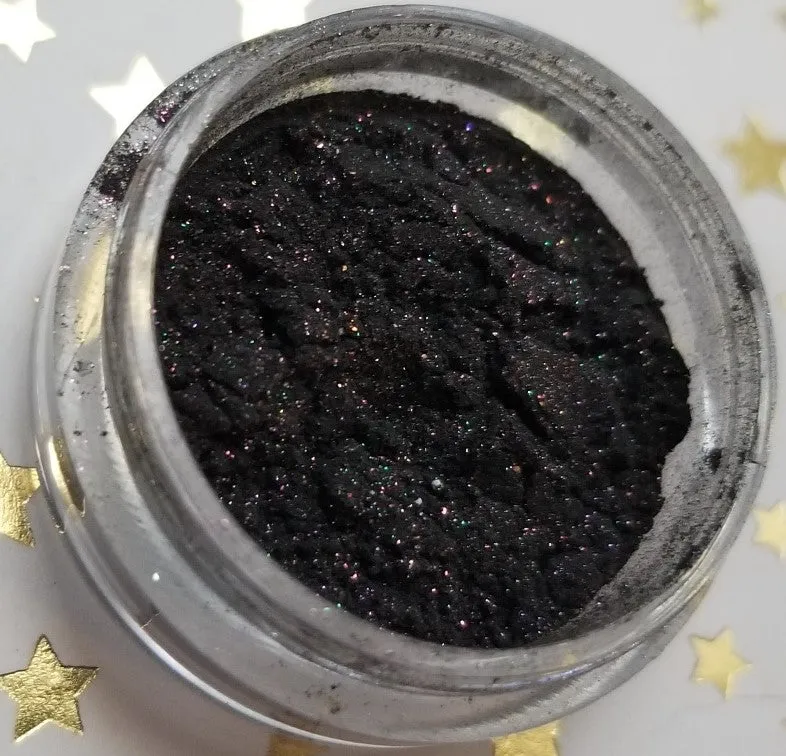 Black Dahlia Loose Eyeshadow