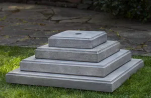 Campania Square Plinth