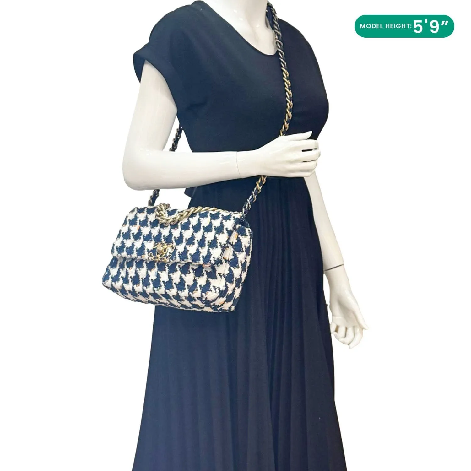 CHANEL 19 Flap Medium Quilted Tweed Hobo Bag Navy Blue