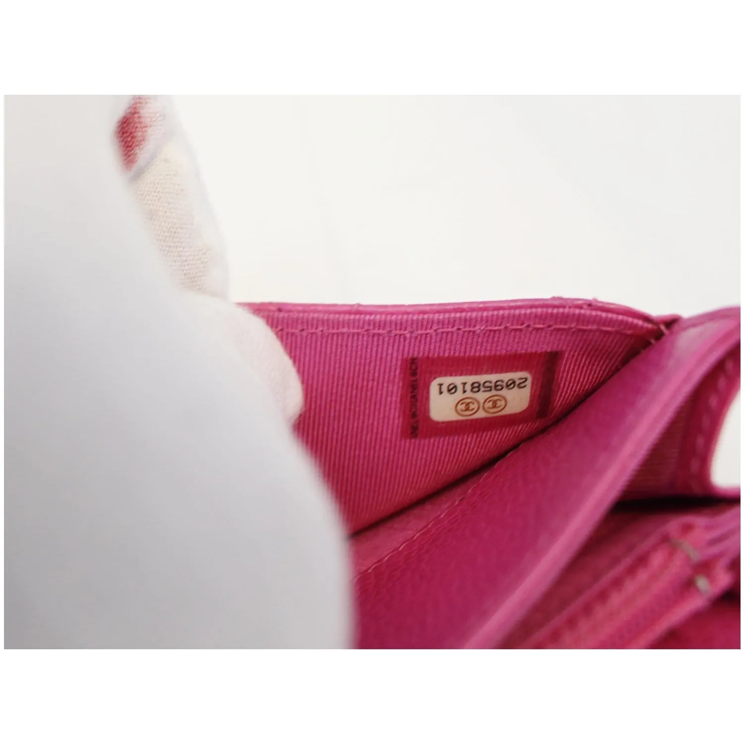 CHANEL Classic Flap Caviar Leather Wallet Pink