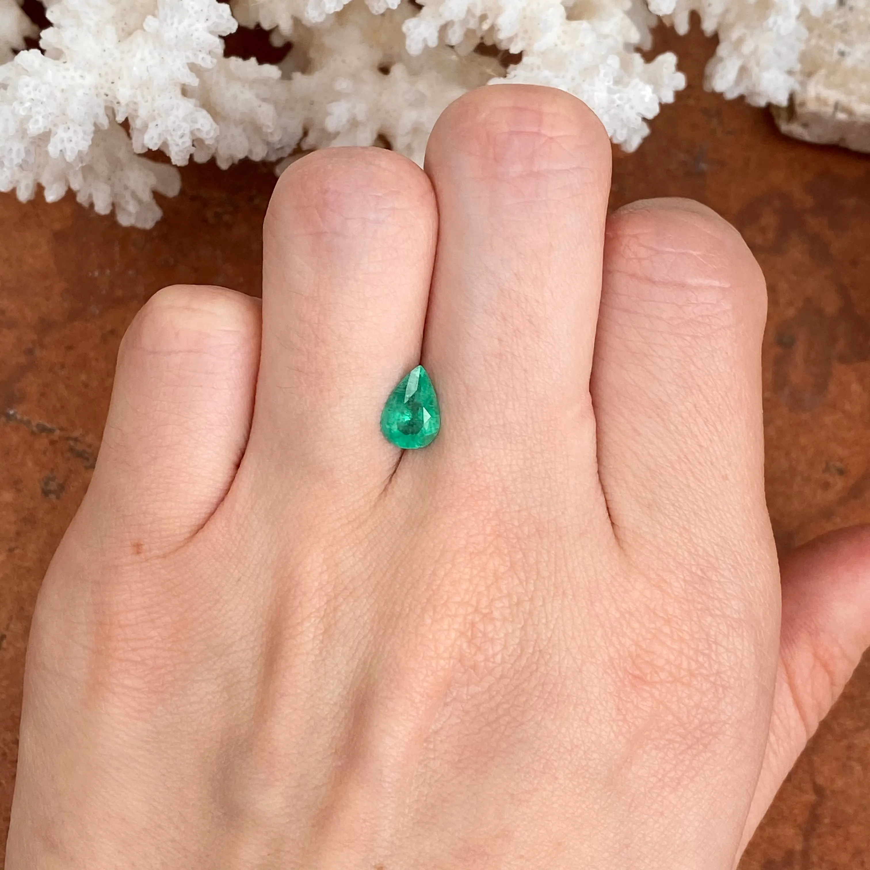 Colombian Emerald Cut Pear/Teardrop Shape Loose Emerald 1.02 CT