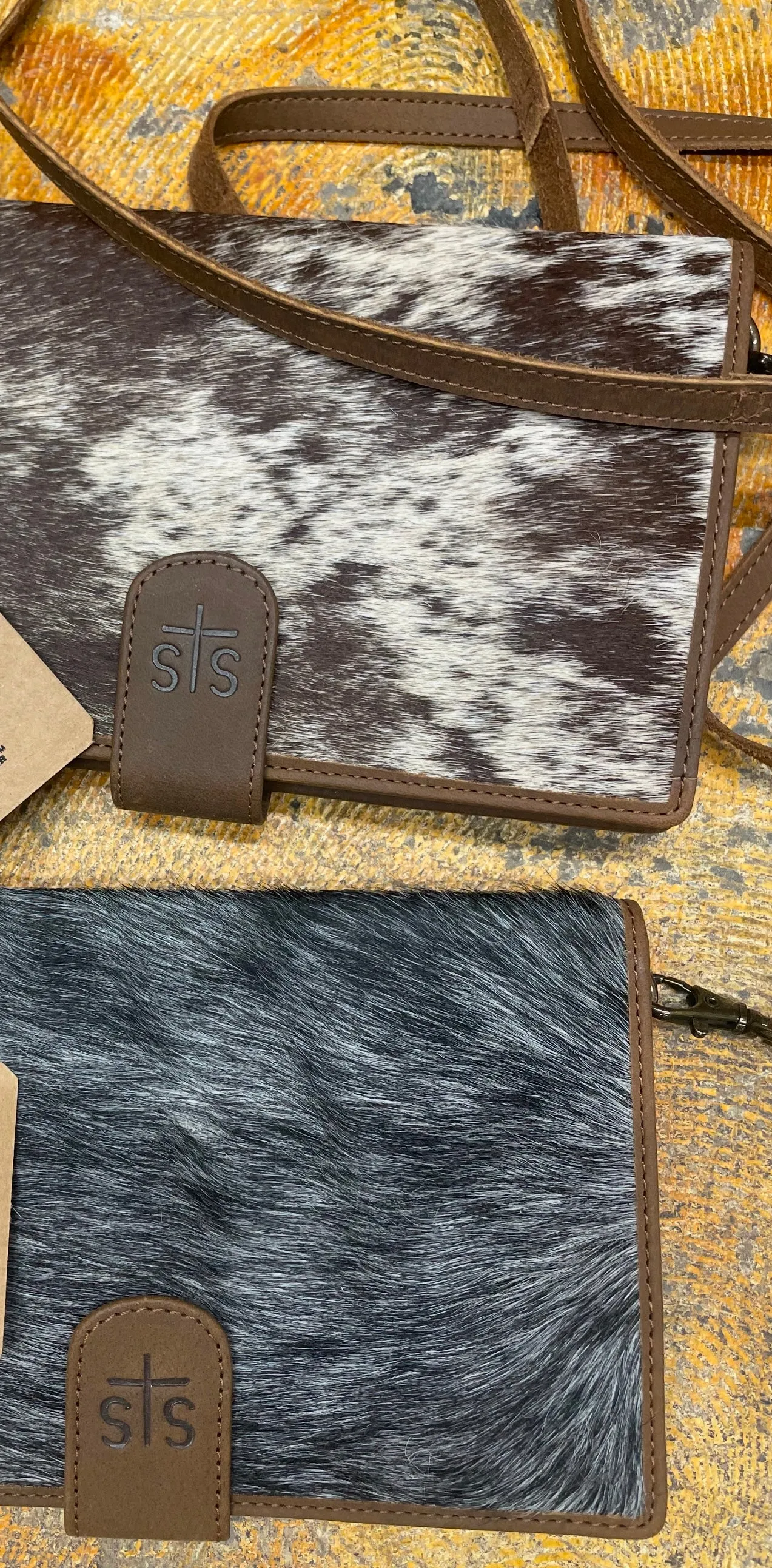 Cowhide Evie Organizer 31376 STS Ranchwear