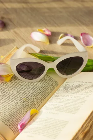 Diagonal Cut Cat Eye Oval Sunglasses