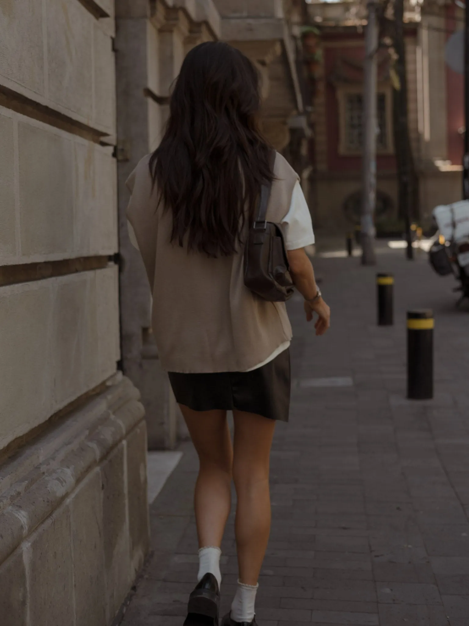 DIAGONAL MINI SKIRT  - BLACK