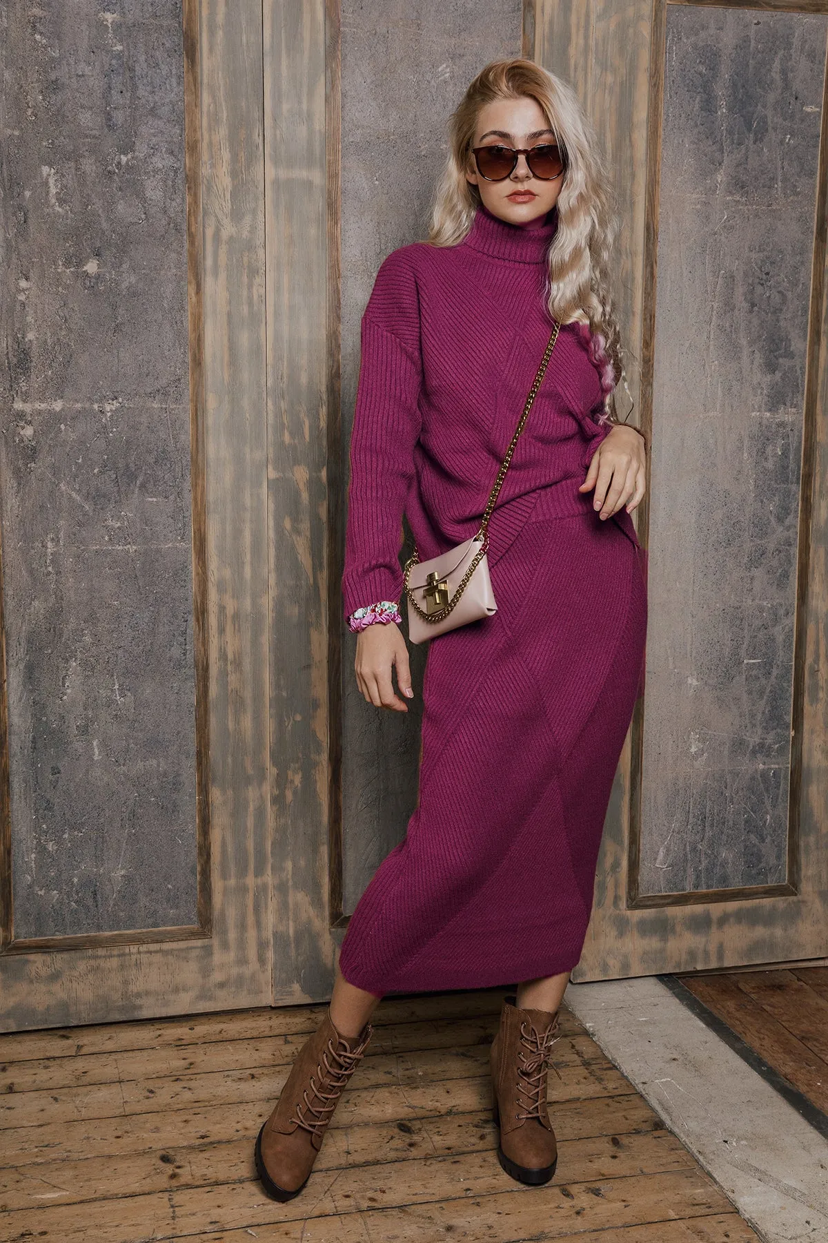 Diagonal Rib Knit Pencil Skirt