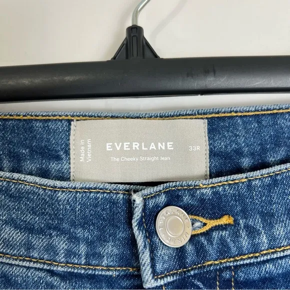 Everlane The Cheeky Straight Jean in Vintage Mid Blue Size 33 Regular