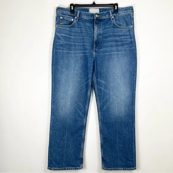 Everlane The Cheeky Straight Jean in Vintage Mid Blue Size 33 Regular