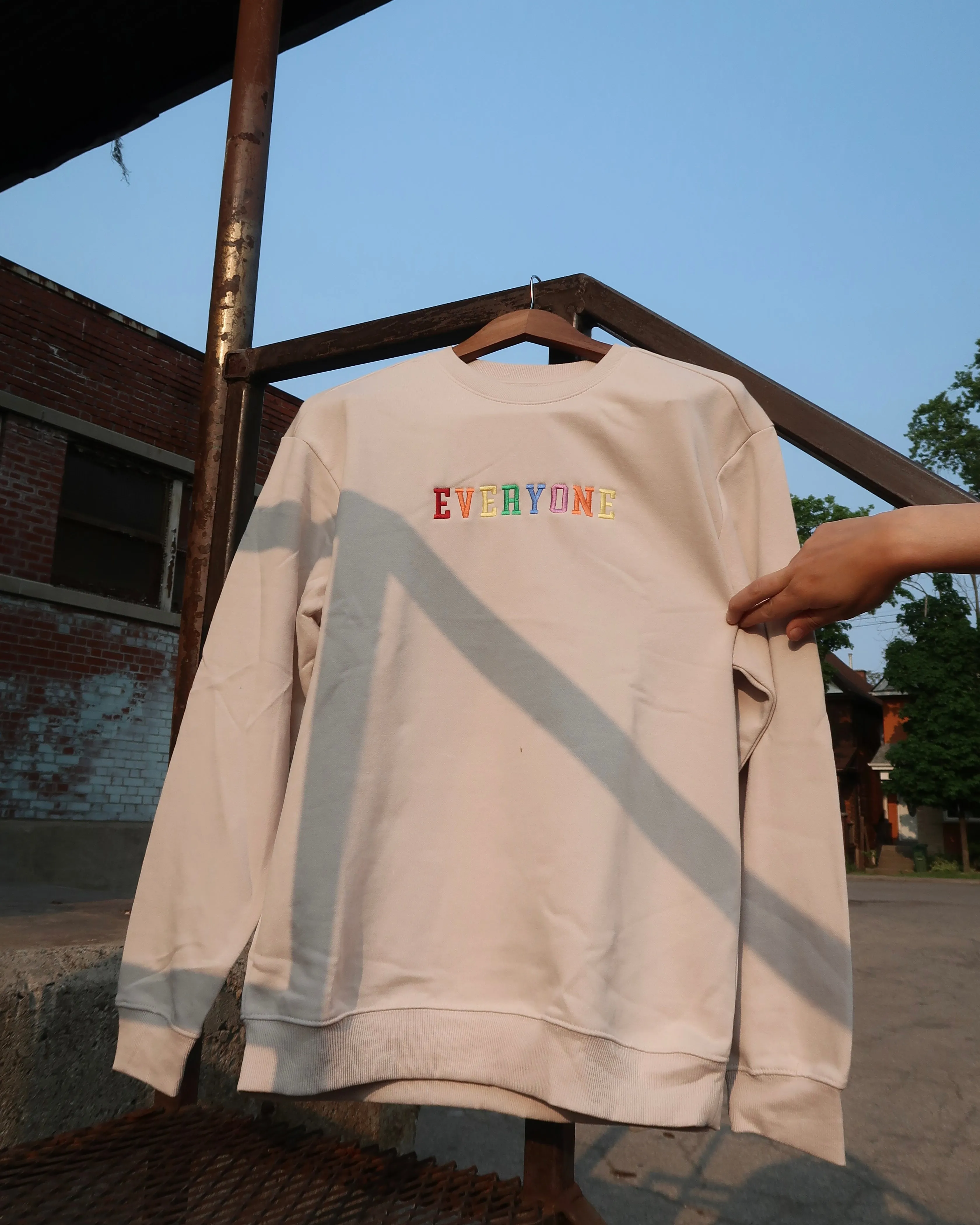 EVERYONE Relaxed Crewneck (OFF WHITE)
