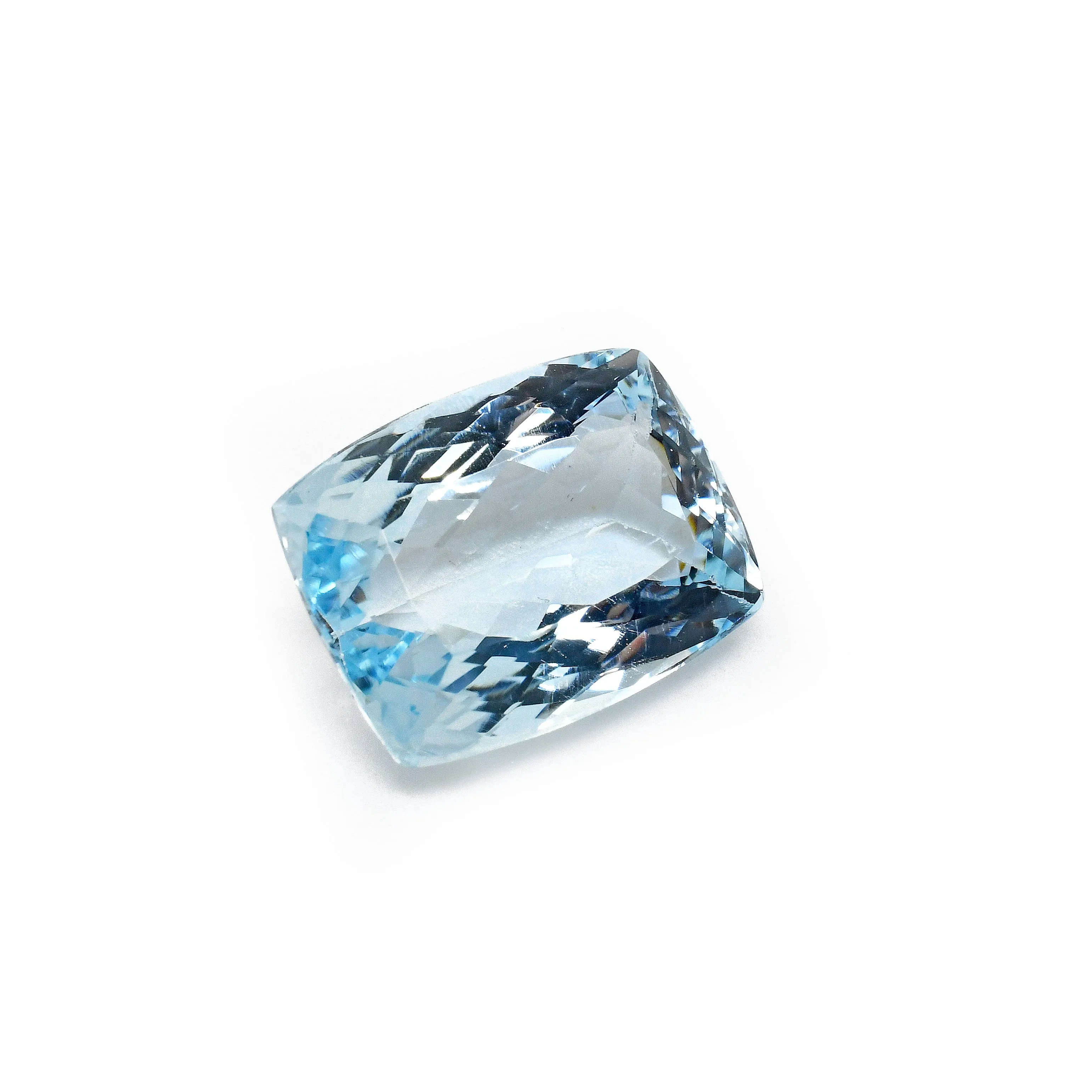 Exceptional Un-Heated Faceted Blue Topaz 11.72ct Gemstone