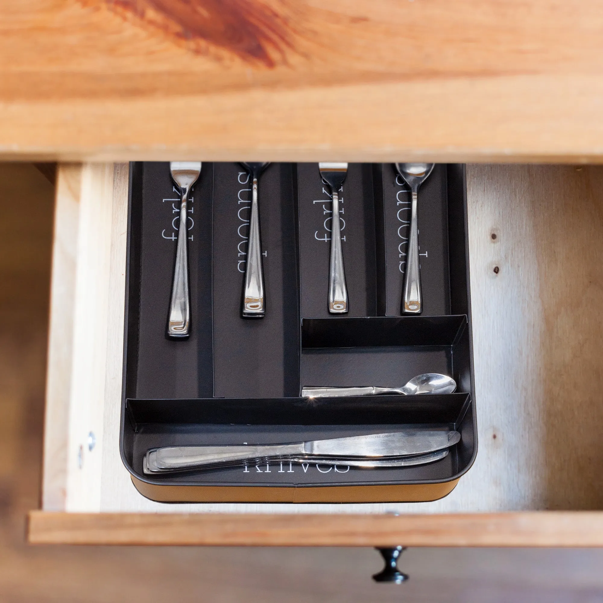 Farmhouse Enamelware Silverware Organizer