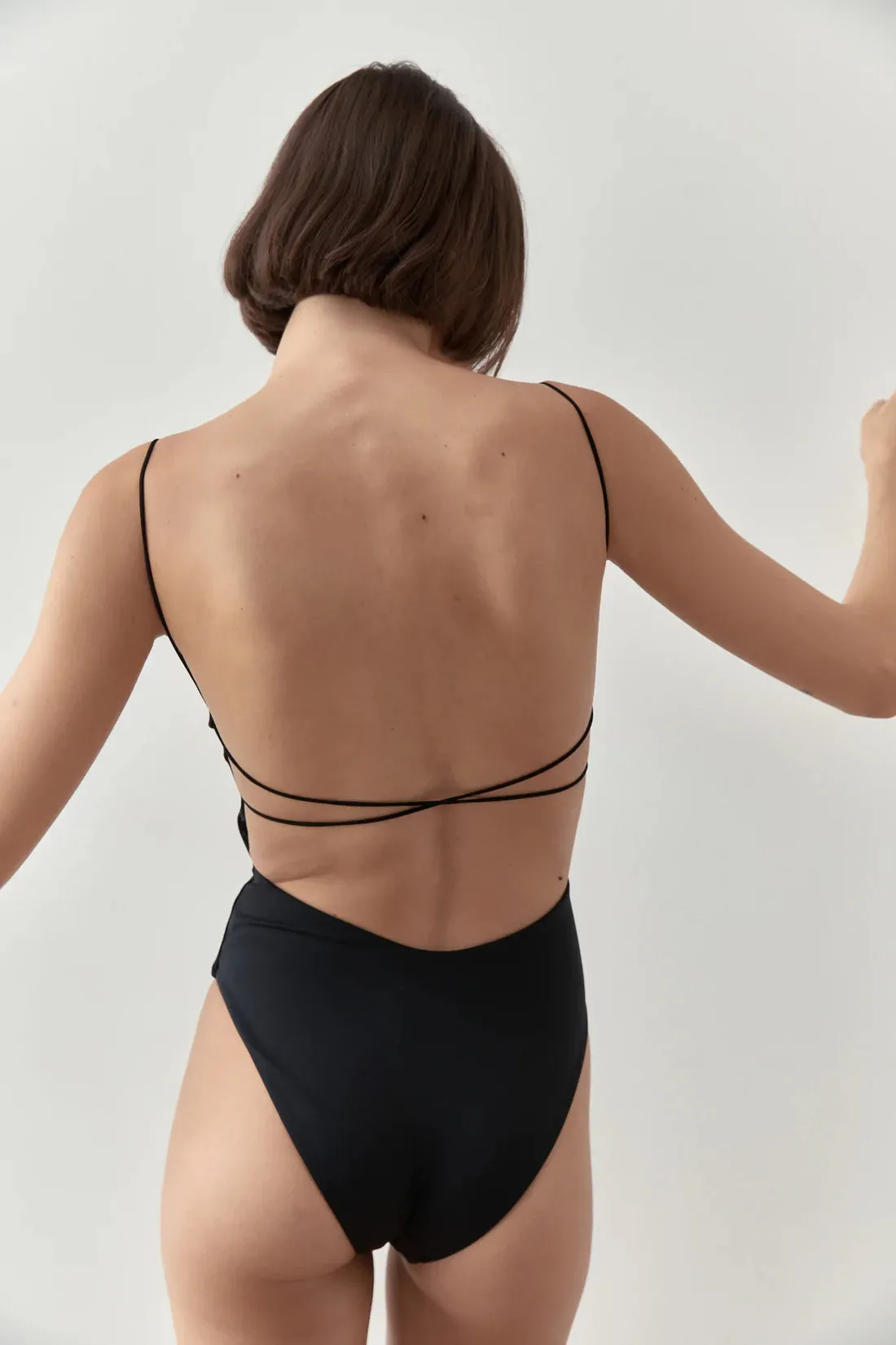 FINE STRAP ONE PIECE- BLACK