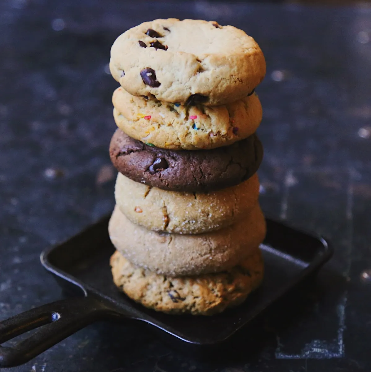 FOXSHIP FLIGHT - 6 Assorted Quarter Pound Vegan Cookies