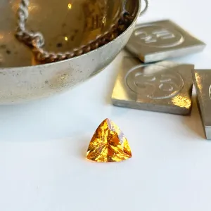 Garnet - Manderin - Trilliant Cut - 1.07ct
