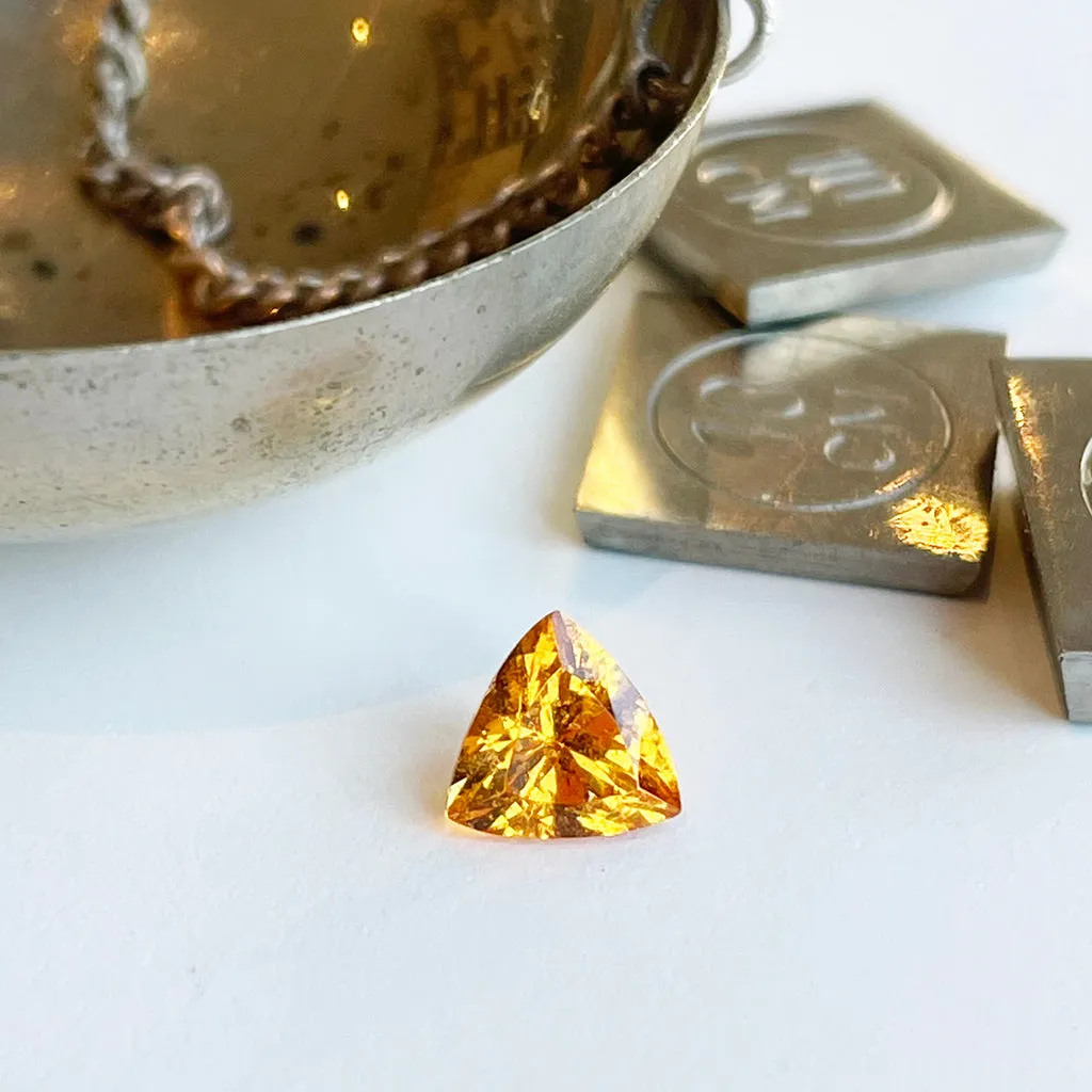 Garnet - Manderin - Trilliant Cut - 1.07ct