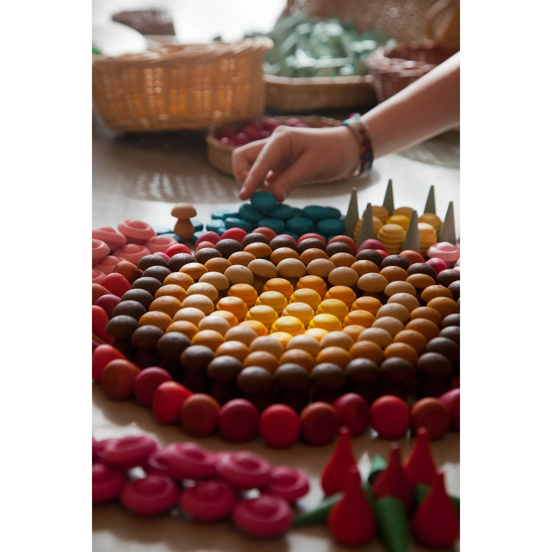 Grapat Loose Parts Mini Mushrooms - 36 pieces in Browns