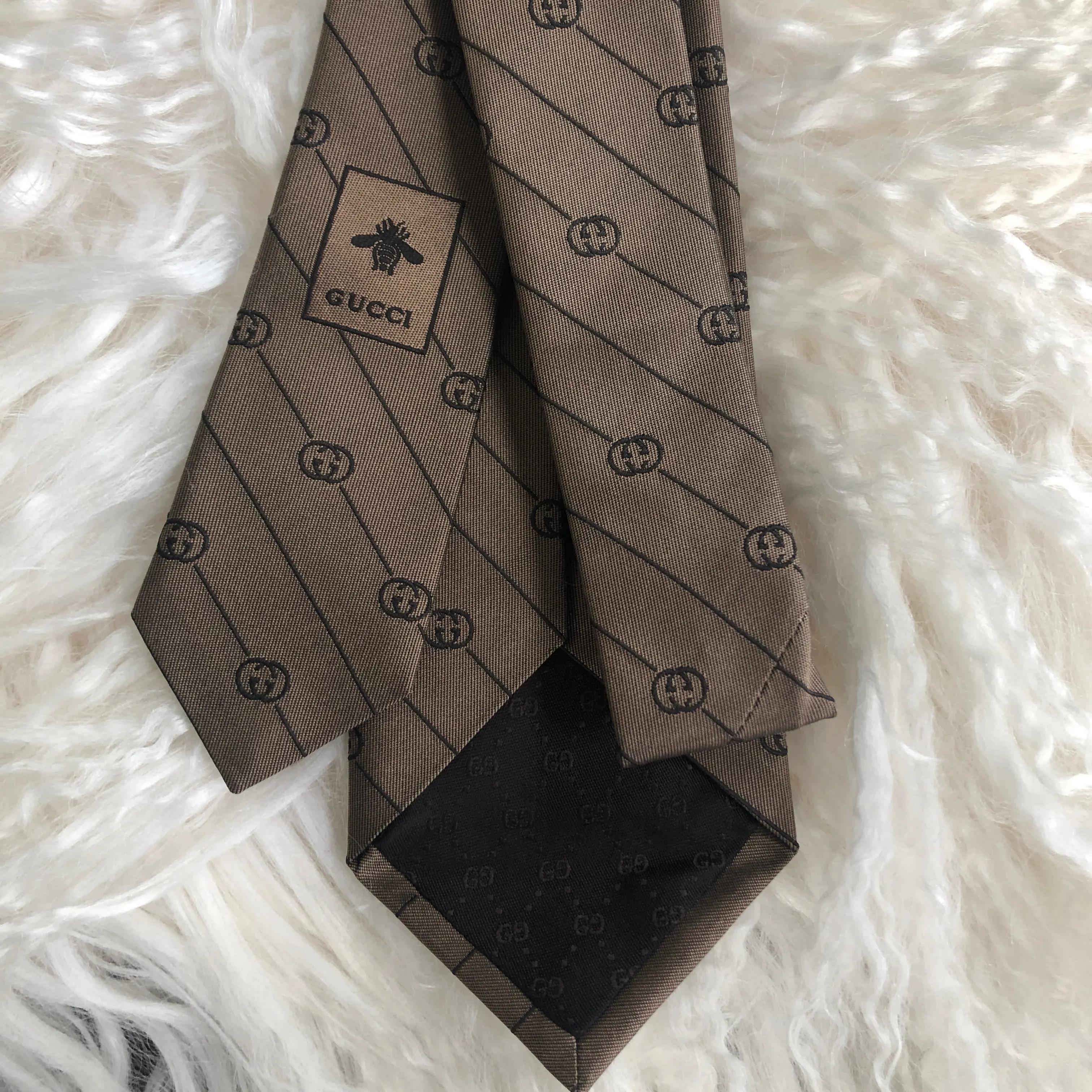 Gucci GG Striped Silk-jacquard Tie in Brown