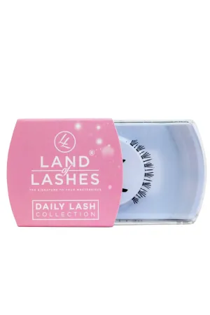Land of Lashes Daily Collection - Rhen
