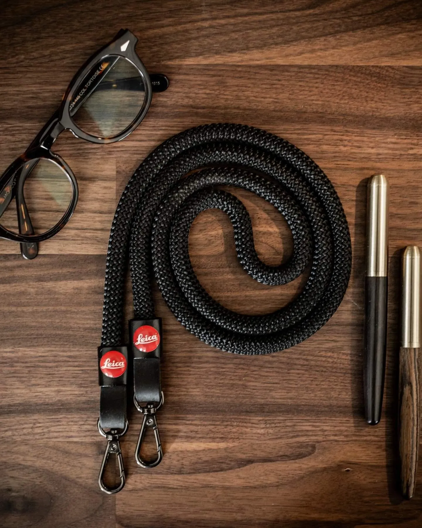 Logo Straps