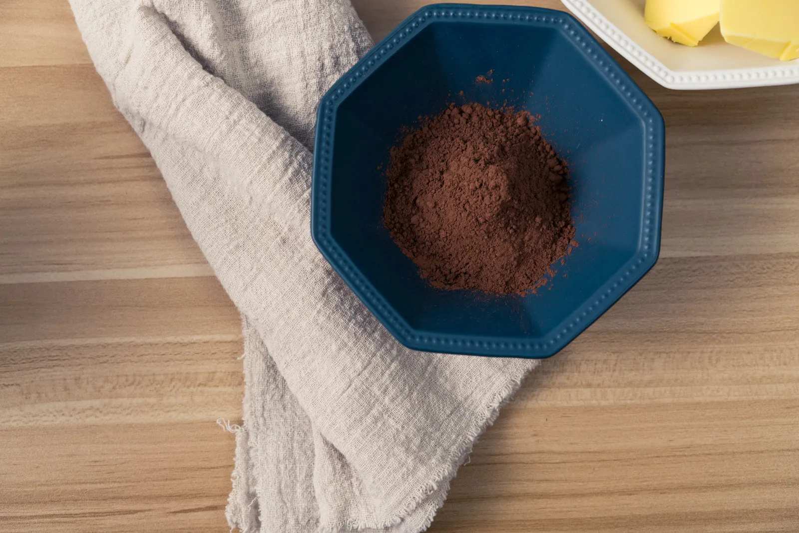 Matte finish colorful bowls