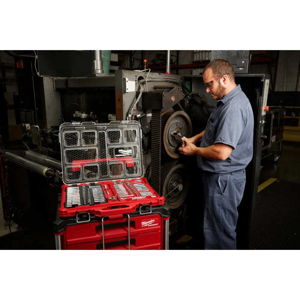 Milwaukee 48-22-9486 106pc 1/4" and 3/8" Metric & SAE Ratchet and Socket Set with PACKOUT Low-Profile Organizer