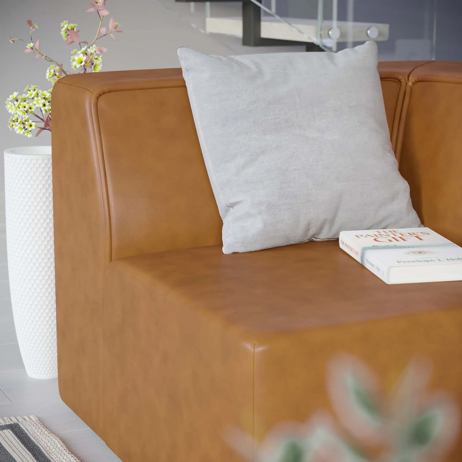 MINGLE VEGAN LEATHER