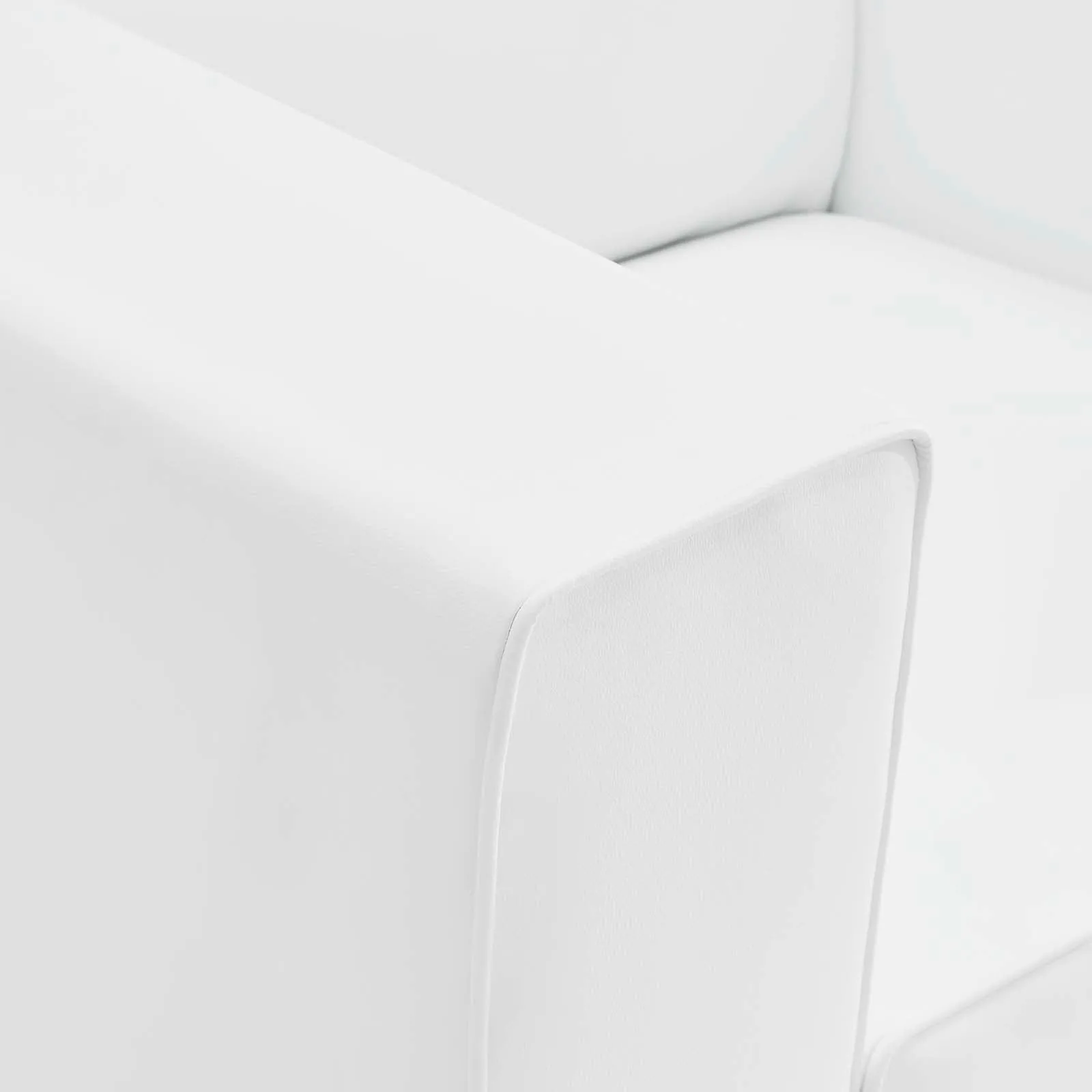 MINGLE VEGAN LEATHER