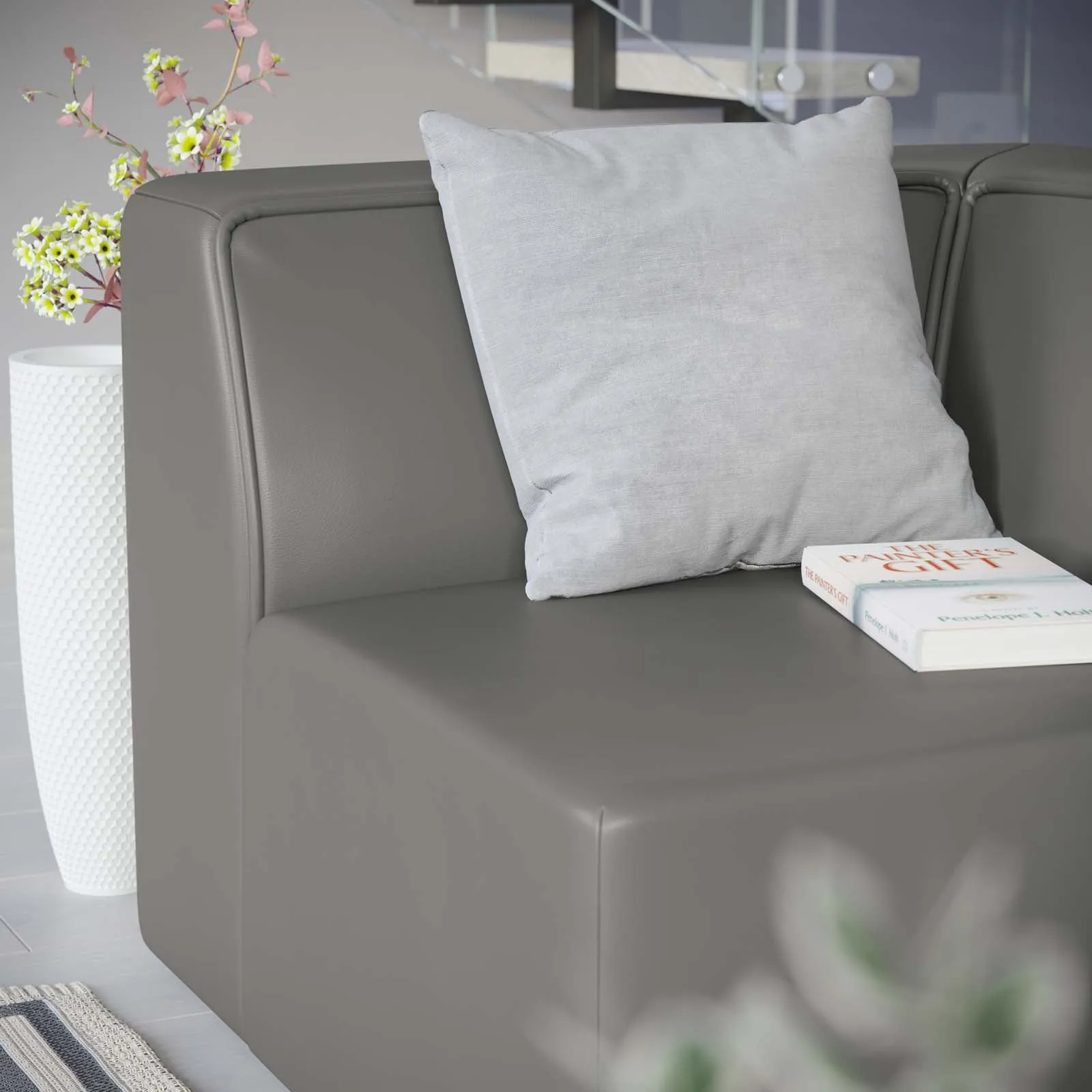 MINGLE VEGAN LEATHER