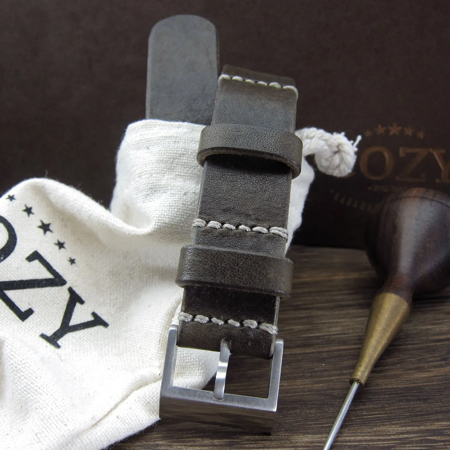 NAT2 Leather Watch Strap, Vintage 408