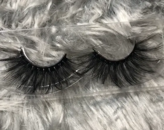 NUNU VEGAN FALSE EYELASHES