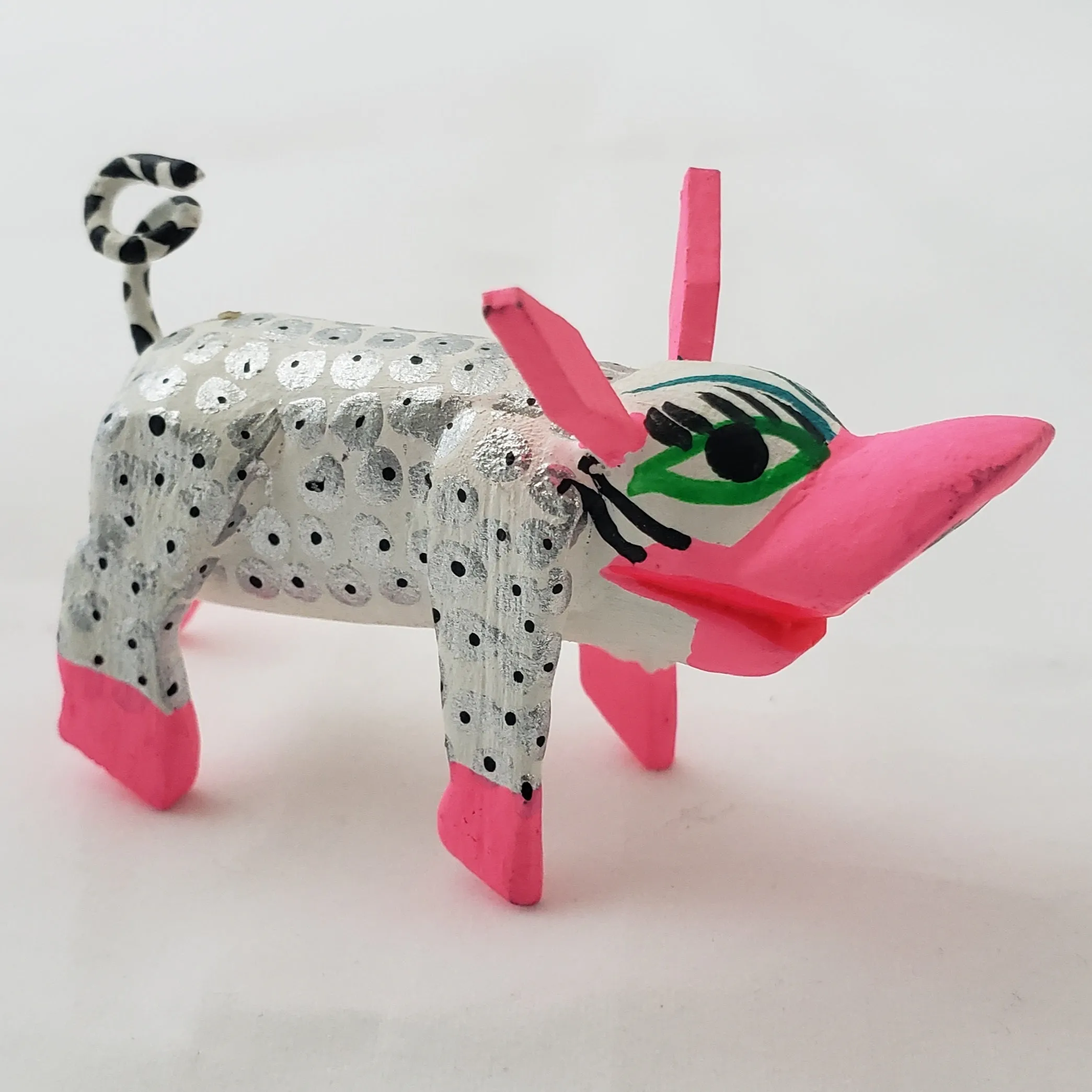 Oaxacan Mini Pig Alebrije  Wood Carving Mexican Hand Painted