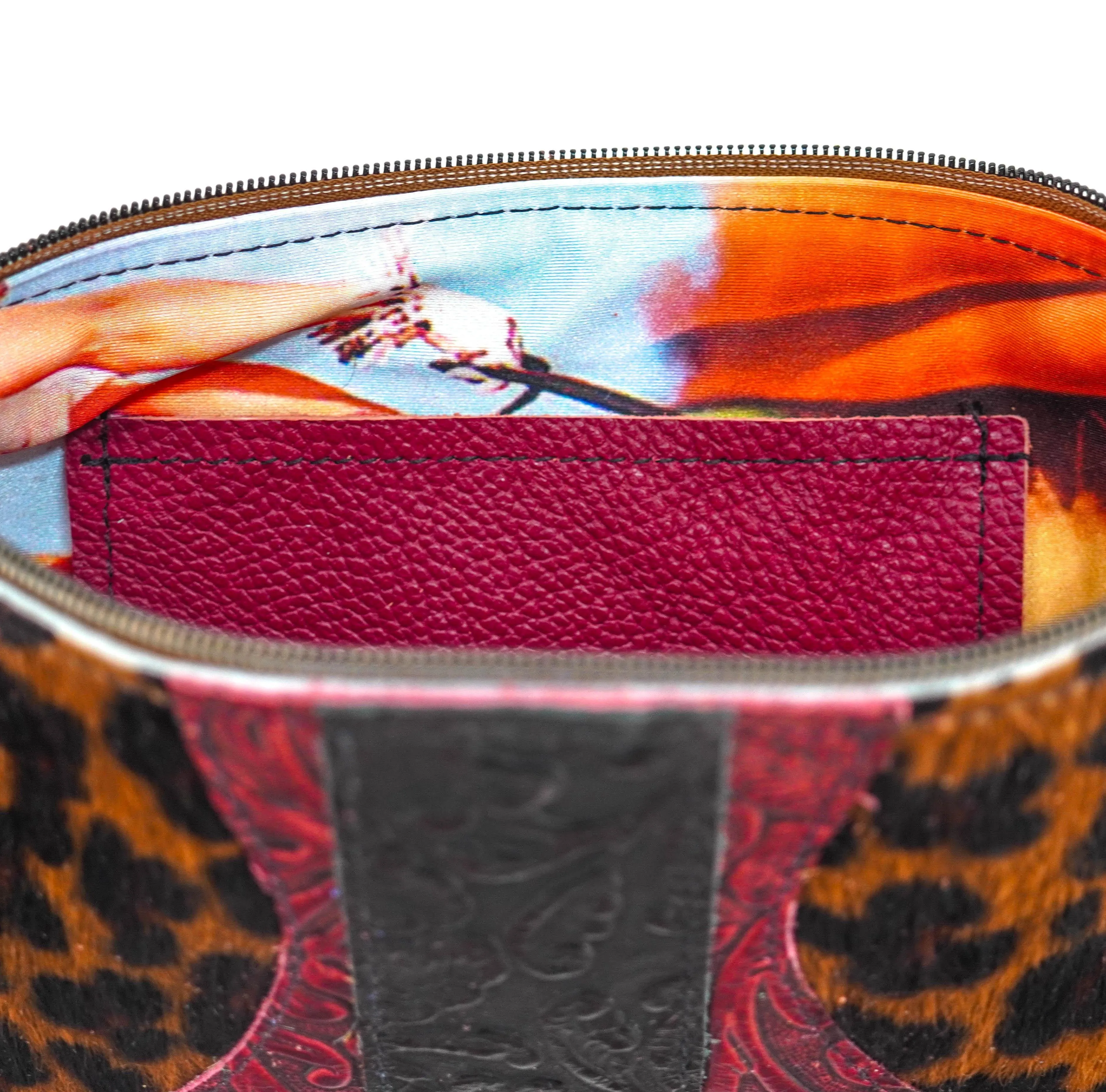 Patsy - Leopard w/ Onyx Tool
