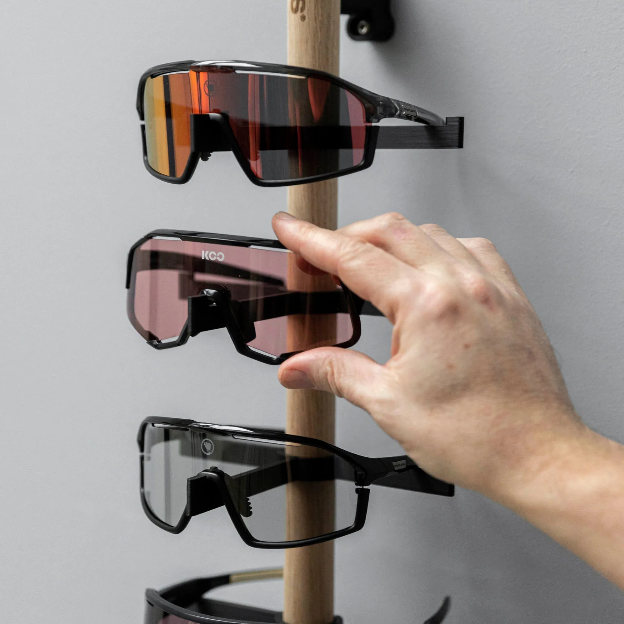 Rack | E . 5x Glasses