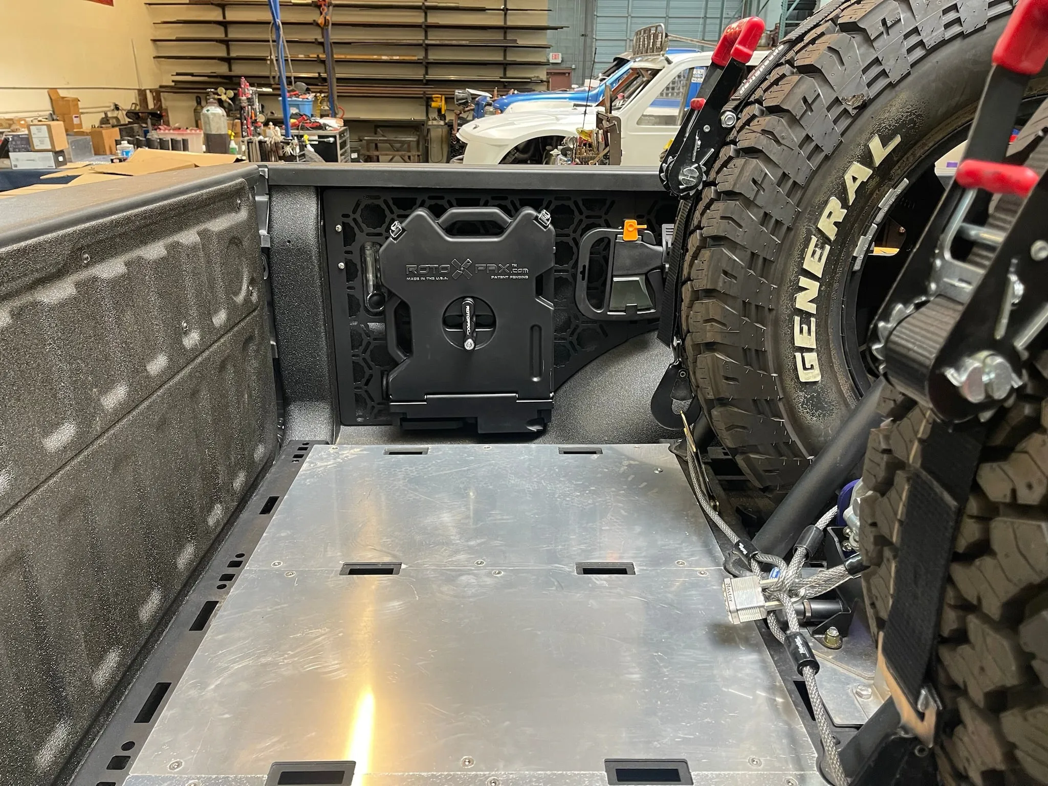 Ram TRX - Bed Organizer Panel kit - one side