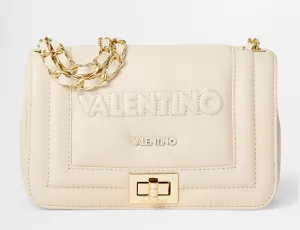 SS20 - Signature 2 - Beatriz - Milk