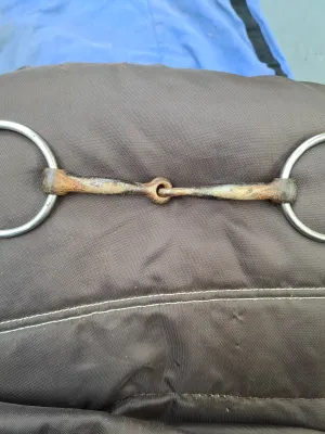 Used 5-1/2" loose ring sweet iron snaffle FREE POSTAGE☆